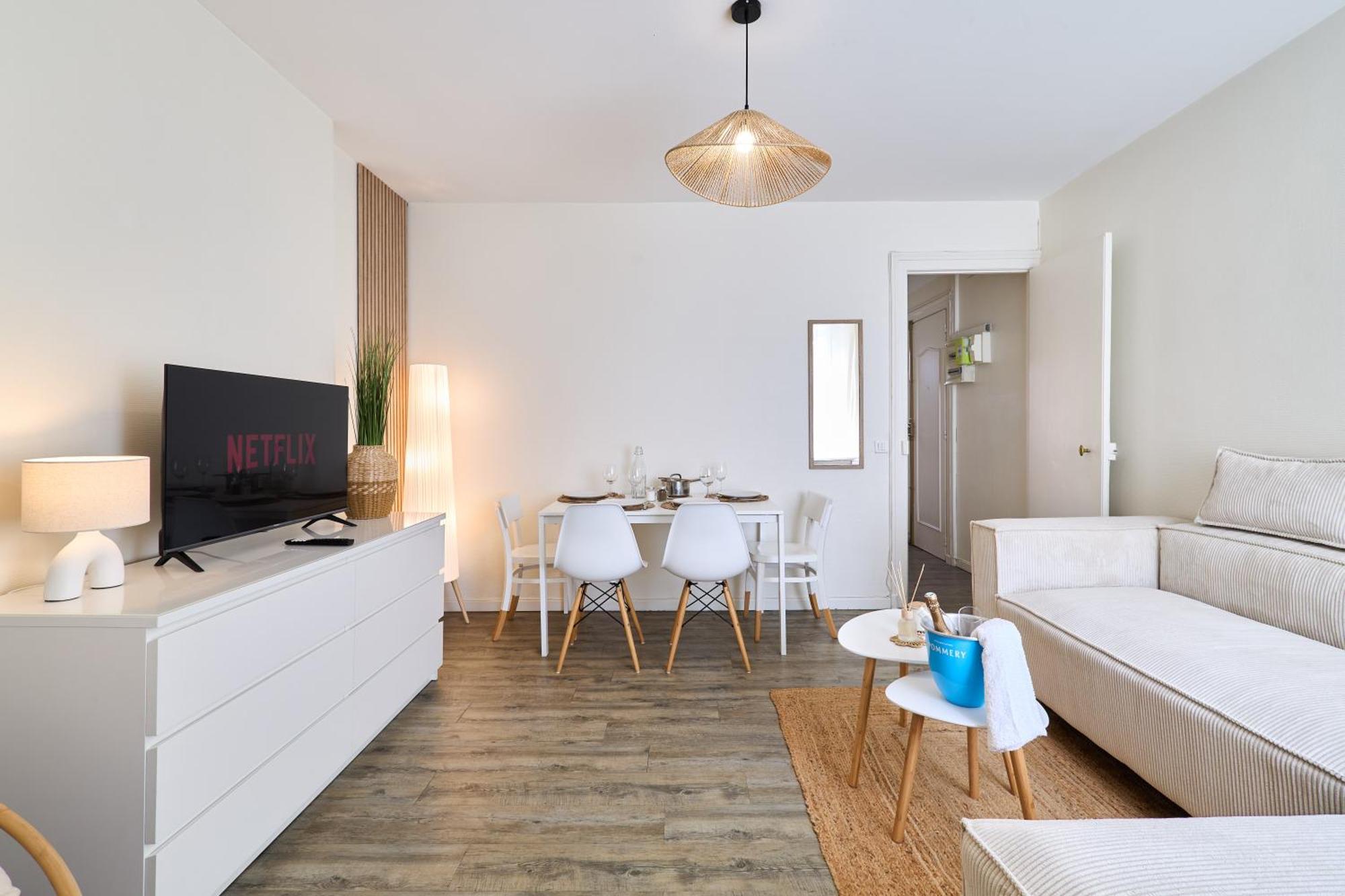 Le Petillant, Gare Centre-Ville, Netflix, Wifi Reims Kültér fotó